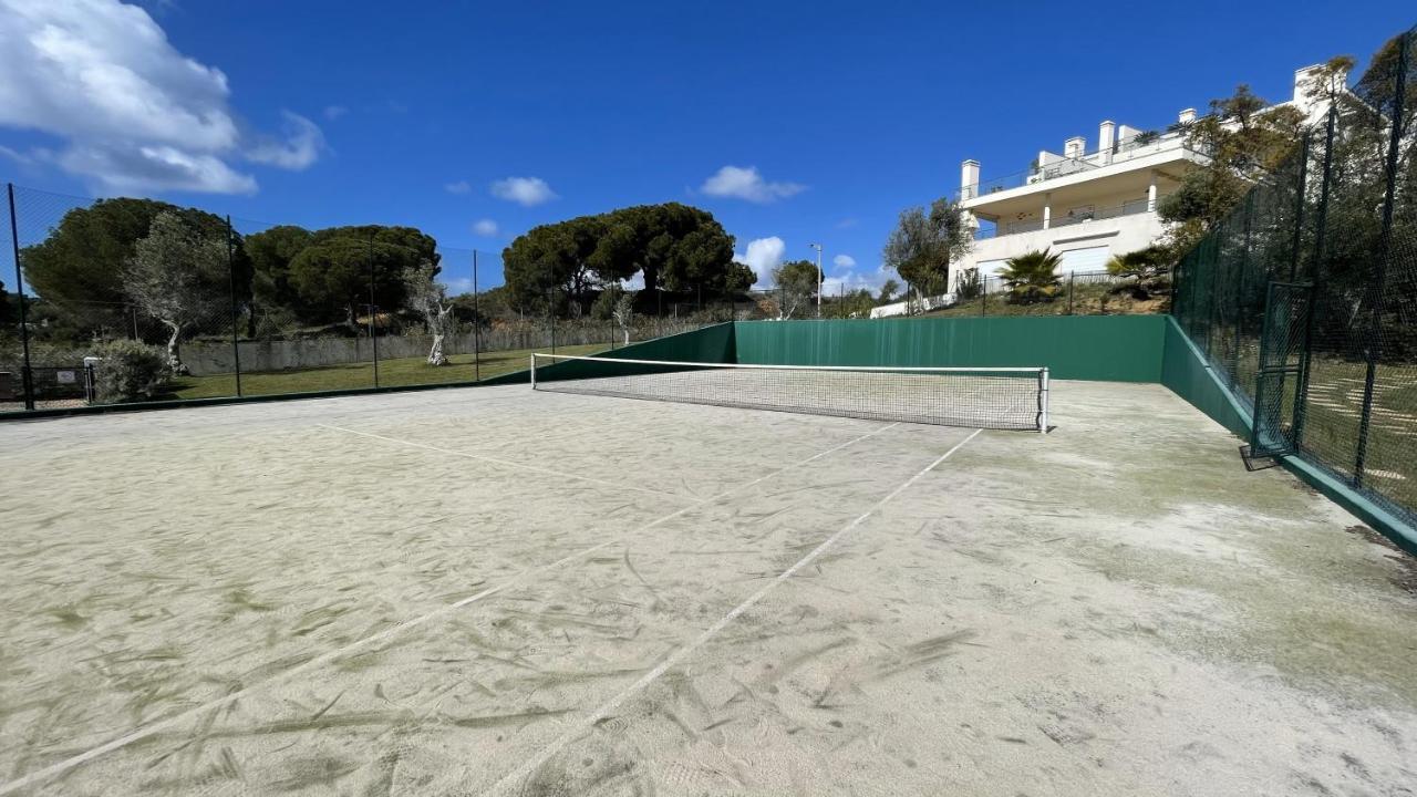 Charmant Appartement A 1Km De La Plage, Avec Piscine A Albufeira Buitenkant foto