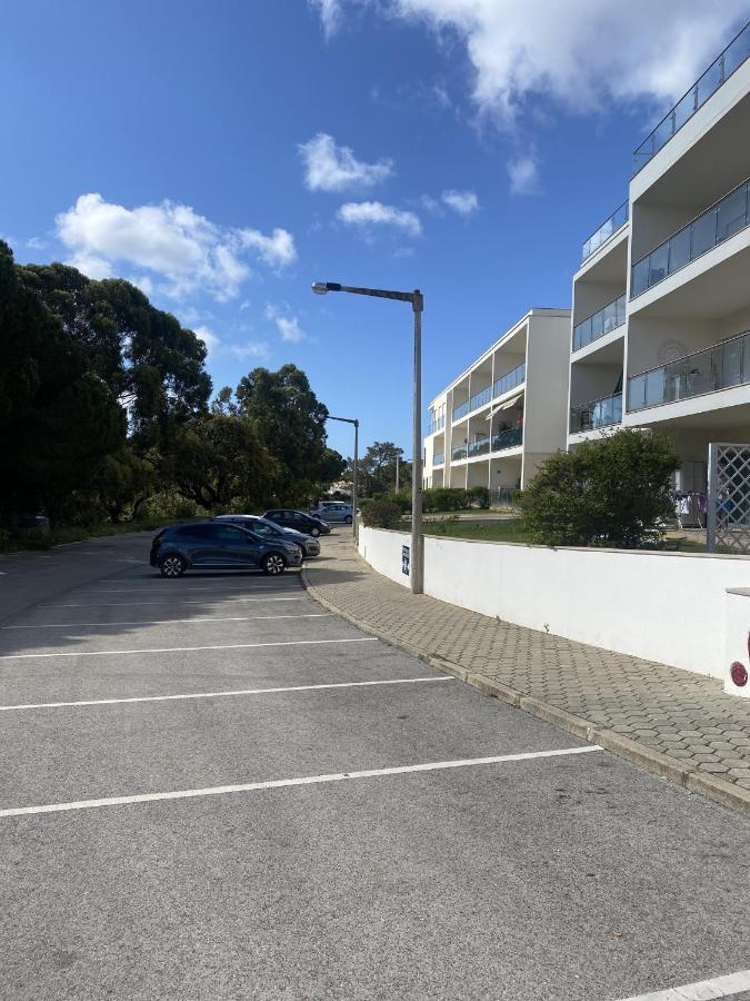 Charmant Appartement A 1Km De La Plage, Avec Piscine A Albufeira Buitenkant foto