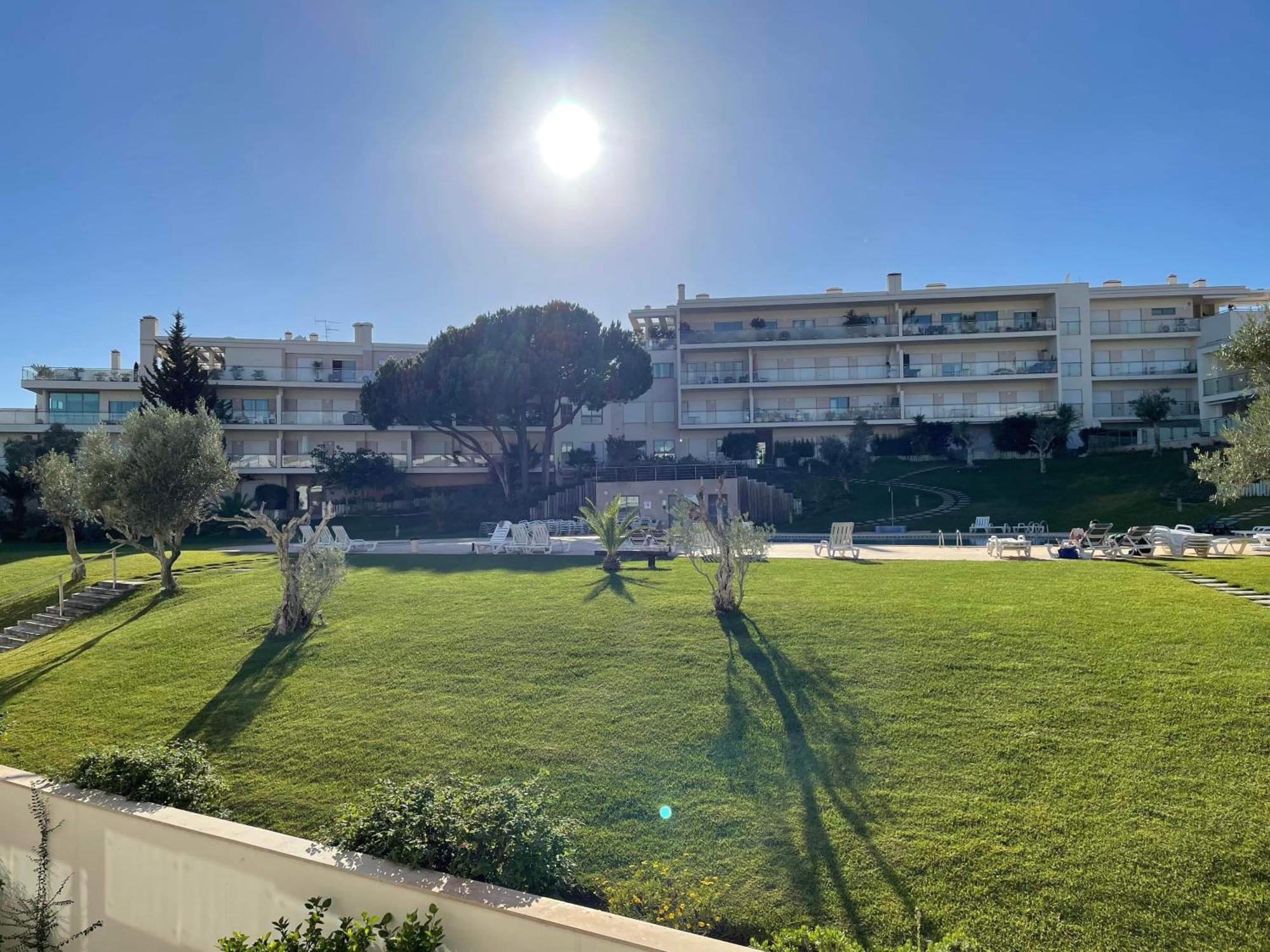 Charmant Appartement A 1Km De La Plage, Avec Piscine A Albufeira Buitenkant foto