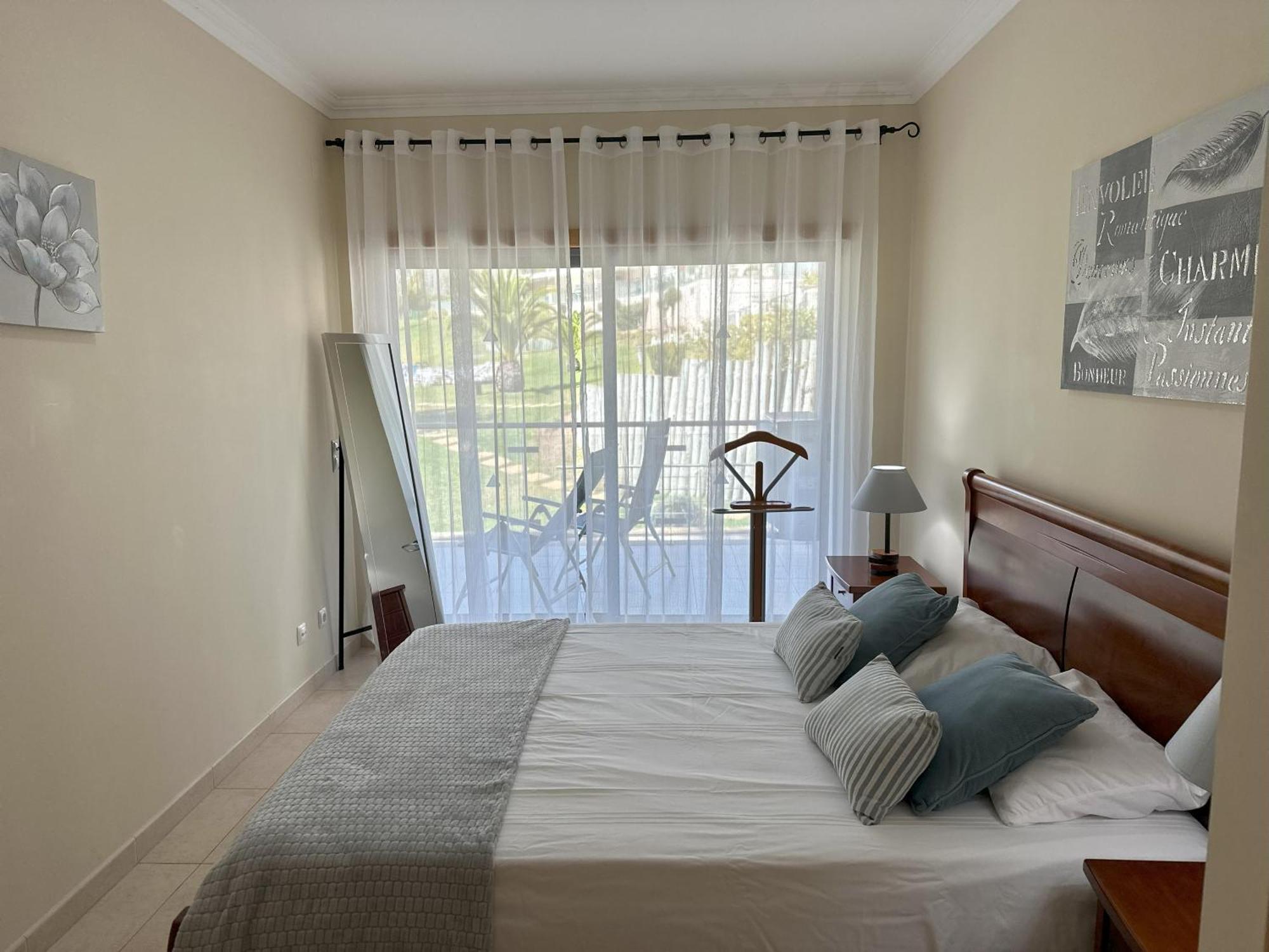 Charmant Appartement A 1Km De La Plage, Avec Piscine A Albufeira Buitenkant foto
