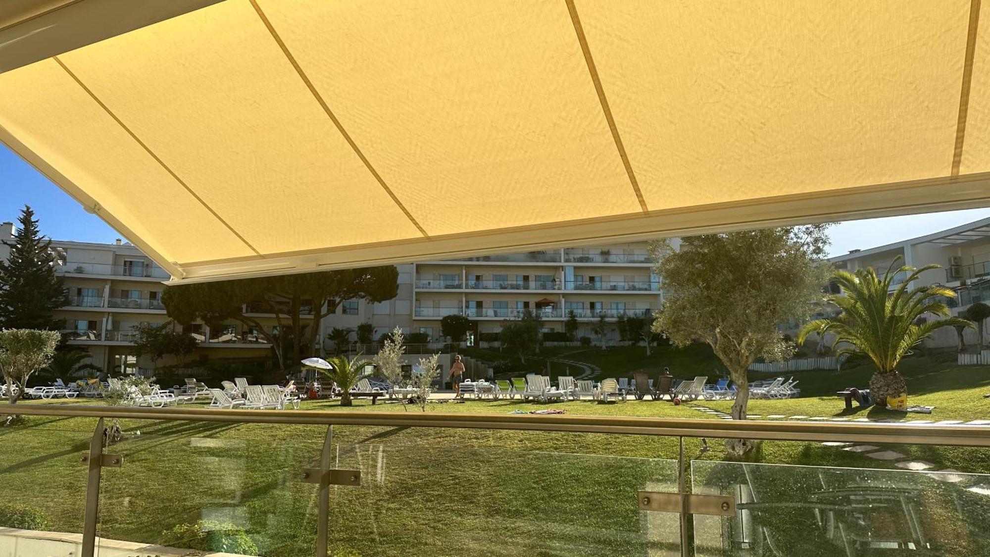 Charmant Appartement A 1Km De La Plage, Avec Piscine A Albufeira Buitenkant foto